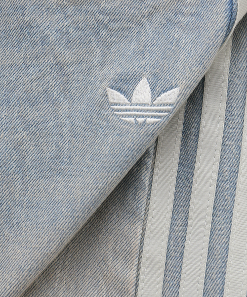 adidas Originals(アディダスオリジナルス)の「adidas originals / アディダス オリジナルス VINTAGE DAD JEANS(デニムパンツ・レディース・ネイビー/ブルー・SMALL/MEDIUM)」の11枚目の写真