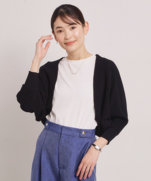 ITS'DEMO（イッツデモ）の「【UVケア／毛玉防止／手洗い可】ニットボレロ（カーディガン/ボレロ・レディース・ネイビー/オフホワイト/ブラック/サンドベージュ・00）」の2枚目の写真