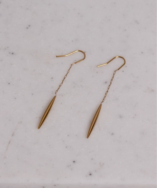 Peony(ピオニー)の「【Peony/ピオニー】ロングモチーフ ドロップピアス【アレルギー対応】(ピアス(両耳用)・レディース・ゴールド/シルバー・FREE)」の2枚目の写真