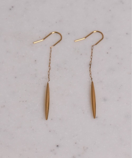Peony(ピオニー)の「【Peony/ピオニー】ロングモチーフ ドロップピアス【アレルギー対応】(ピアス(両耳用)・レディース・ゴールド/シルバー・FREE)」の5枚目の写真