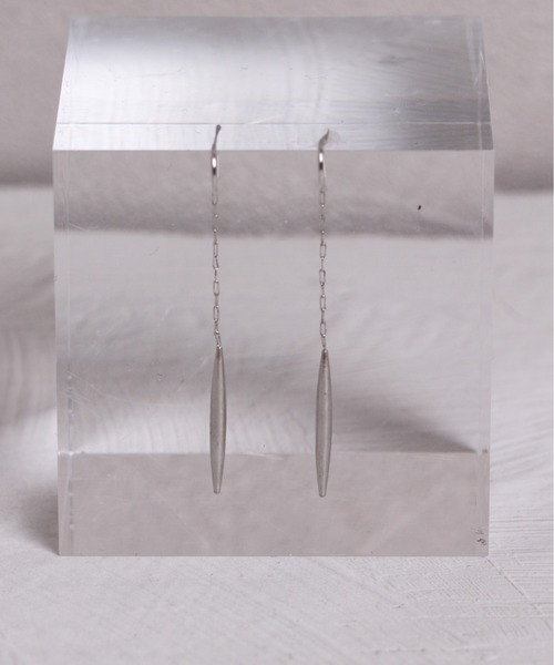 Peony(ピオニー)の「【Peony/ピオニー】ロングモチーフ ドロップピアス【アレルギー対応】(ピアス(両耳用)・レディース・ゴールド/シルバー・FREE)」の6枚目の写真