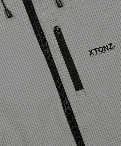 XTONZ（エクストーンズ）の「XJ132 チェック シワ加工 ウインドブレーカー (ウォームグレー)（ナイロンジャケット・メンズ・その他・MEDIUM/LARGE）」の7枚目の写真