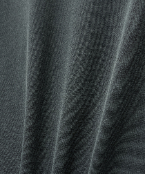 PHYPS MOTORCYCLE（フィップスモーターサイクル）の「Motorsports Helmet Short Sleeve Charcoal（Tシャツ/カットソー・レディース・その他・SMALL/MEDIUM/LARGE/X-LARGE）」の5枚目の写真