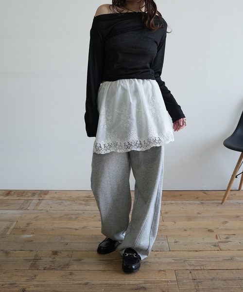 Kotoe(コトエ)の「フラワー刺繍レーススカート(スカート・レディース・ホワイト・FREE)」の4枚目の写真