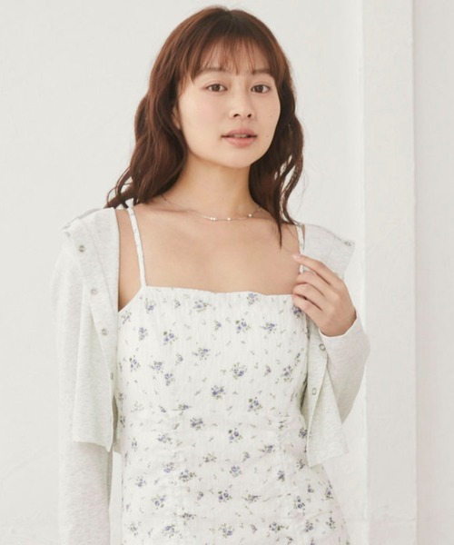 archives(アルシーヴ)の「【UV対策も叶う】UVカットシアーフーディー(Tシャツ/カットソー・レディース・ブラック/オフホワイト/グレー・MEDIUM)」の6枚目の写真