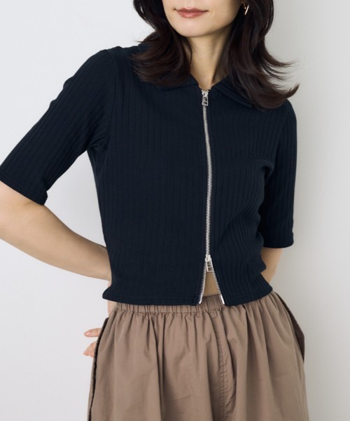 AZUL by moussy(アズールバイマウジー)の「【身長/骨格別着用画像あり】【WEB限定】ジップ5分袖リブカーディガン 春服 夏服 秋服 フルジップ サマーニットトップス(カーディガン/ボレロ・レディース・アイボリー/ブラック/ライトブルー/杢グレー・FREE)」の3枚目の写真