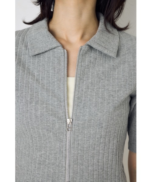 AZUL by moussy(アズールバイマウジー)の「【身長/骨格別着用画像あり】【WEB限定】ジップ5分袖リブカーディガン 春服 夏服 秋服 フルジップ サマーニットトップス(カーディガン/ボレロ・レディース・アイボリー/ブラック/ライトブルー/杢グレー・FREE)」の8枚目の写真