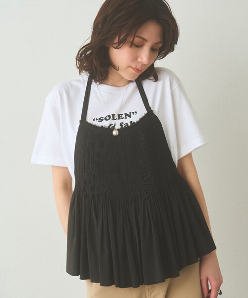 Whim Gazette(ウィムガゼット)の「ホルターネックギャザーブラウス(シャツ/ブラウス・レディース・ブラック/オフホワイト・FREE)」の12枚目の写真