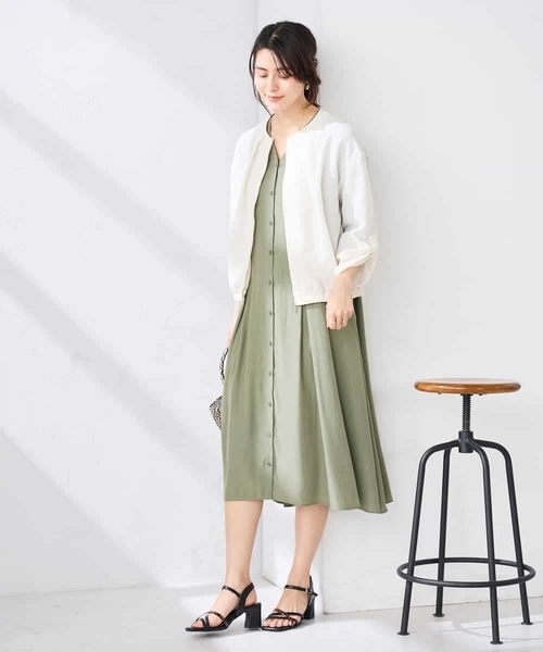 a.v.v(アーヴェヴェ)の「ノーカラーメッシュブルゾン(ブルゾン・レディース・アイボリー/ブラック・38/40)」の7枚目の写真