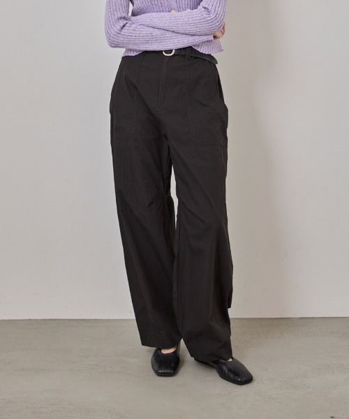 COMMON＋HAUS（コモンハウス）の「カーゴバレルパンツ（カーゴパンツ・レディース・ブラック/ブラウン/ベージュ・S/M/L）」の2枚目の写真
