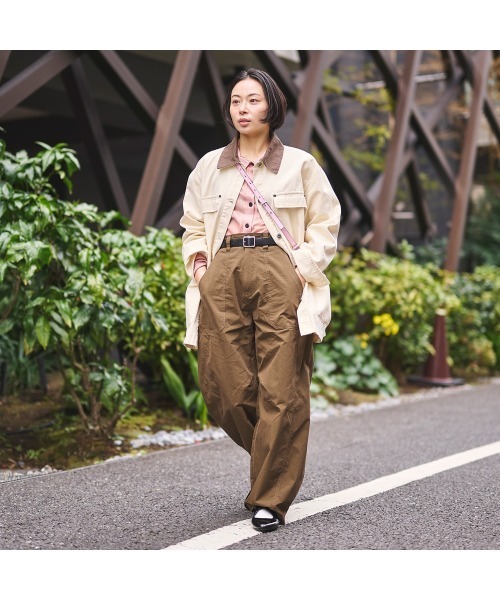 COMMON＋HAUS（コモンハウス）の「カーゴバレルパンツ（カーゴパンツ・レディース・ブラック/ブラウン/ベージュ・S/M/L）」の8枚目の写真