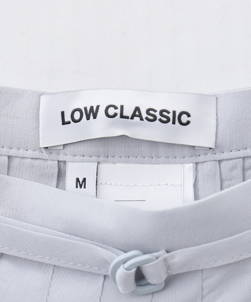 LOW CLASSIC（ロウ　クラシック）の「【LOW CLASSIC/ロウ クラシック】 PLEATED MIDI SKIRT（スカート・レディース・ブルー・MEDIUM）」の6枚目の写真