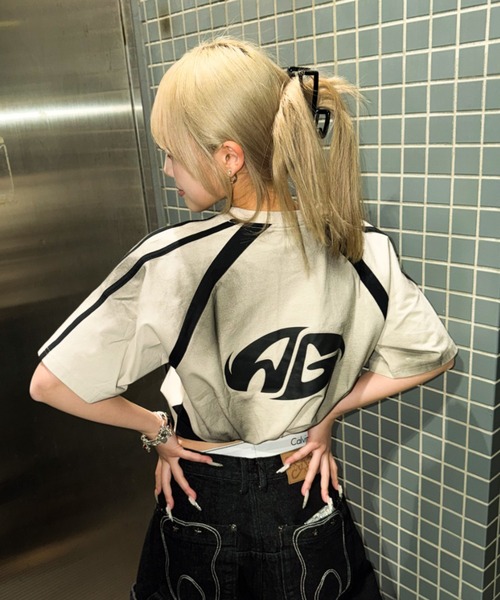 A'gem(エージェム)の「A'GEM/9 × .kom 『A'gem/エージェム』 切り替え加工Tシャツ(Tシャツ/カットソー・メンズ・グレー系その他/ブラック/ピンク・M/L)」の16枚目の写真