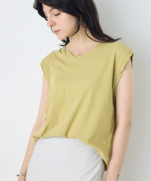 AZUL by moussy(アズールバイマウジー)の「ドライタッチツイストネックタンクトップ(タンクトップ・レディース・ライム/ライトブラック/オフホワイト/ピンク・MEDIUM/SMALL)」の3枚目の写真