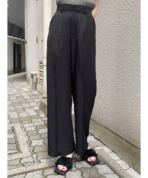 MURUA(ムルーア)の「【セットアップ対応】ブラッシュライクワイドパンツ 夏服(その他パンツ・レディース・アイボリー/ブラウン/ブラック・2/1)」の3枚目の写真