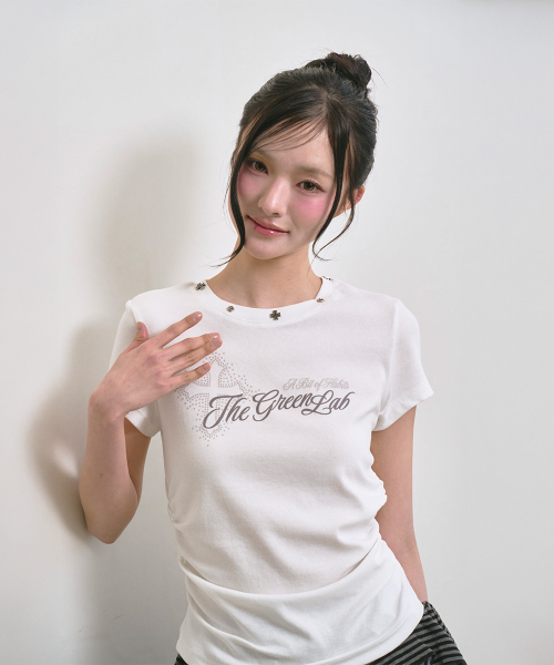 THE GREEN LAB（ザグリーンラボ）の「スタッズグラフィックシャーリング半袖Tシャツ[ホワイト]（Tシャツ/カットソー・レディース・その他・FREE）」の5枚目の写真