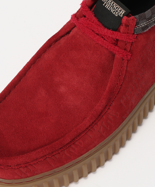 Clarks(クラークス)の「Clarks × STRANGER THINGS Torhill Hi ST 26184649(ブーツ・メンズ・レッド・70/80/85)」の6枚目の写真
