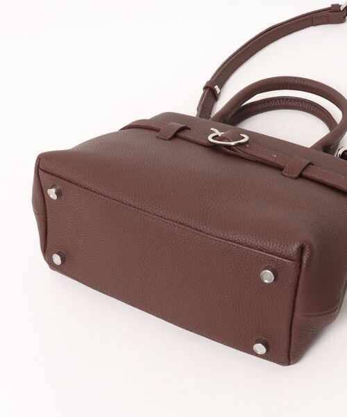 NiiNa(ニーナ)の「【 NiiNa / ニーナ 】高品質牛革 2way ラグジュアリー ハンドバッグ(ハンドバッグ・レディース・ブラウン・FREE)」の16枚目の写真