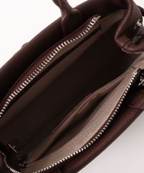 NiiNa(ニーナ)の「【 NiiNa / ニーナ 】高品質牛革 2way ラグジュアリー ハンドバッグ(ハンドバッグ・レディース・ブラウン・FREE)」の15枚目の写真