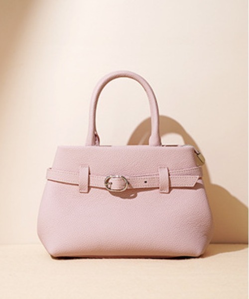 NiiNa(ニーナ)の「【 NiiNa / ニーナ 】高品質牛革 2way ラグジュアリー ハンドバッグ(ハンドバッグ・レディース・ブラウン・FREE)」の13枚目の写真
