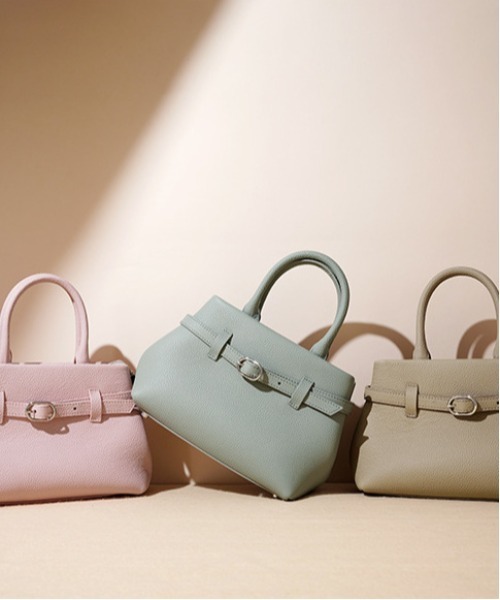 NiiNa(ニーナ)の「【 NiiNa / ニーナ 】高品質牛革 2way ラグジュアリー ハンドバッグ(ハンドバッグ・レディース・ブラウン・FREE)」の12枚目の写真