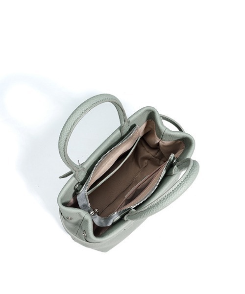 NiiNa(ニーナ)の「【 NiiNa / ニーナ 】高品質牛革 2way ラグジュアリー ハンドバッグ(ハンドバッグ・レディース・ブラウン・FREE)」の8枚目の写真