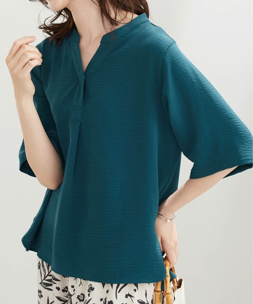 BELLUNA PLUS(ベルーナ)の「お手入れ楽々!スキッパーブラウス(シャツ/ブラウス・レディース・ネイビー/ターコイズブルー・MEDIUM/X-LARGE/LARGE)」の3枚目の写真
