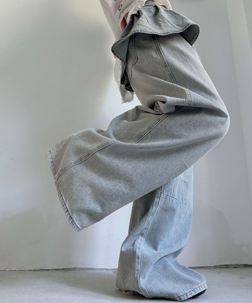 meJane(ミージェーン)の「フリルドッキング ワイドデニムパンツ(デニムパンツ・レディース・ブルー・L/M/S)」の5枚目の写真