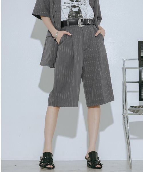 PAGEBOY(ページボーイ)の「【イージーケア/接触冷感/UVカット/セットアップ対応】シフトセットハーフパンツ(その他パンツ・レディース・グレー系その他/ブラック・FREE)」の2枚目の写真