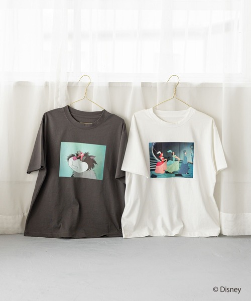 mysty woman(ミスティウーマン)の「【WEB限定】ドリゼラ&アナスタシア/ルシファー/Tシャツ 878228(Tシャツ/カットソー・レディース・チャコールグレー/オフホワイト・FREE)」の5枚目の写真
