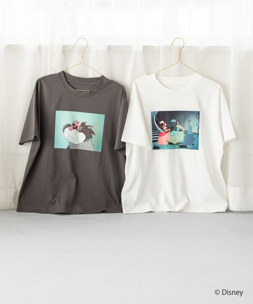mysty woman(ミスティウーマン)の「【WEB限定】ドリゼラ&アナスタシア/ルシファー/Tシャツ 878228(Tシャツ/カットソー・レディース・チャコールグレー/オフホワイト・FREE)」の6枚目の写真