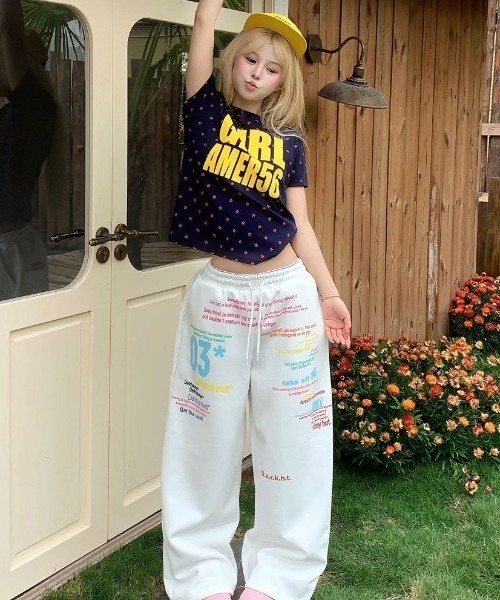 ViViDAY(ビビデー)の「フロント英字ロゴ 星柄ショートtシャツ(Tシャツ/カットソー・レディース・ホワイト/ネイビー/イエロー/ダークネイビー・M)」の11枚目の写真