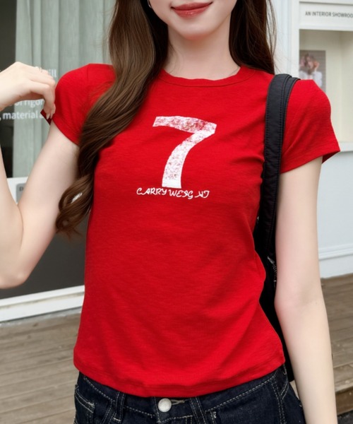Ada.（エイダ）の「ナンバー プリント スポーティー タイト シルエットTシャツ（Tシャツ/カットソー・レディース・ネイビー/グレー/ホワイト/レッド・FREE）」の4枚目の写真