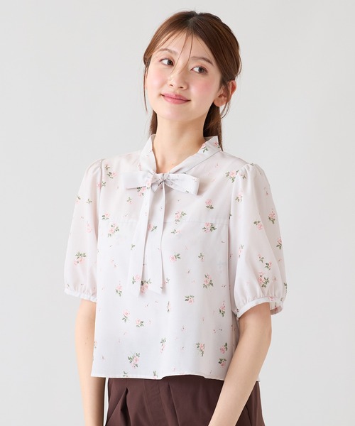 Rose Tiara(ローズティアラ)の「小花プリントパフスリーブ ブラウス(シャツ/ブラウス・レディース・ブラウン/ベージュ・42/46/38)」の7枚目の写真
