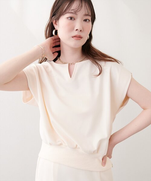 natural couture（ナチュラルクチュール）の「きれいめポンチキーネックTOPS（Tシャツ/カットソー・レディース・サックスブルー/ピンク/ブラック/オフホワイト・FREE）」の7枚目の写真