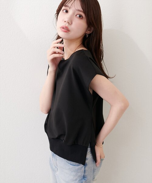 natural couture（ナチュラルクチュール）の「きれいめポンチキーネックTOPS（Tシャツ/カットソー・レディース・サックスブルー/ピンク/ブラック/オフホワイト・FREE）」の12枚目の写真