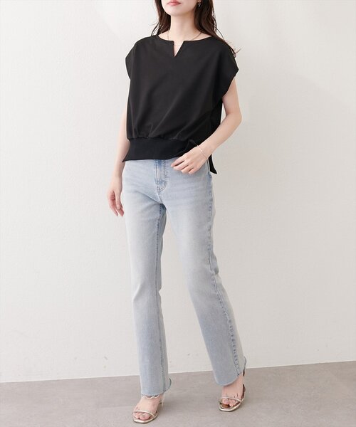 natural couture（ナチュラルクチュール）の「きれいめポンチキーネックTOPS（Tシャツ/カットソー・レディース・サックスブルー/ピンク/ブラック/オフホワイト・FREE）」の13枚目の写真