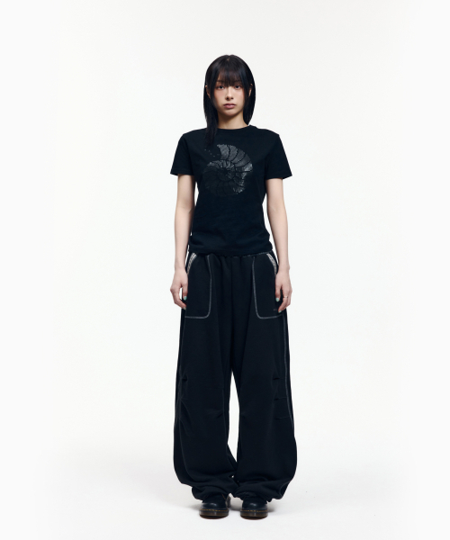 AAKAM(アーカム)の「Knee Pin-Tuck Ethnic Sweatpants (Black)(スウェットパンツ・レディース・その他・1/2)」の17枚目の写真