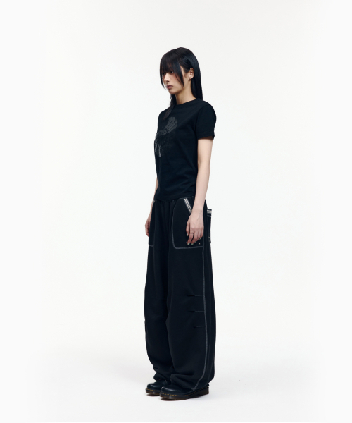 AAKAM(アーカム)の「Knee Pin-Tuck Ethnic Sweatpants (Black)(スウェットパンツ・レディース・その他・1/2)」の18枚目の写真