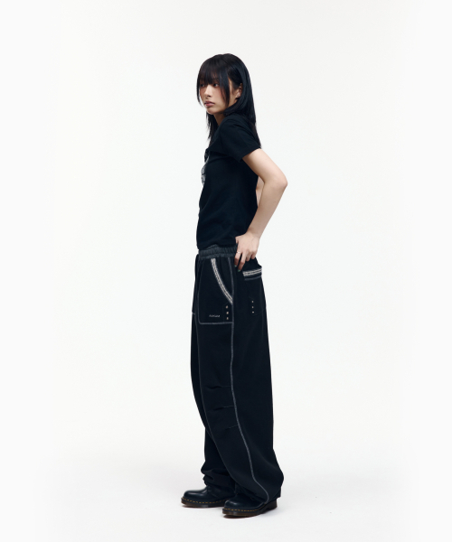 AAKAM(アーカム)の「Knee Pin-Tuck Ethnic Sweatpants (Black)(スウェットパンツ・レディース・その他・1/2)」の8枚目の写真