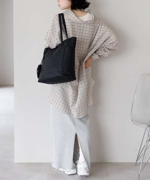&MARKS(アンドマークス)の「N29【軽量/ポーチ付き】ナイロンエブリトート(トートバッグ・レディース・ブラック/パープル/ベージュ/グリーン・FREE)」の14枚目の写真