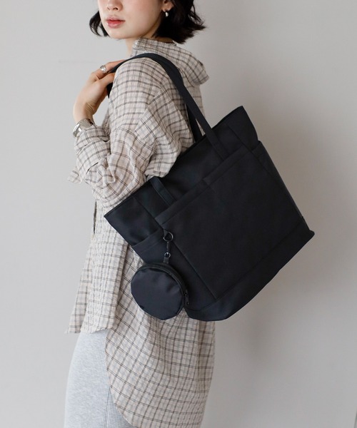 &MARKS(アンドマークス)の「N29【軽量/ポーチ付き】ナイロンエブリトート(トートバッグ・レディース・ブラック/パープル/ベージュ/グリーン・FREE)」の7枚目の写真