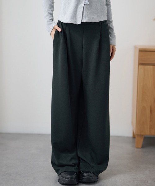 DAYRA(デイラ)の「ダブルタック ストレッチ ベルトループ付き ワイド パンツ(Tシャツ/カットソー・レディース・ダークグレー/ネイビー/ブラック・160/165/155)」の8枚目の写真