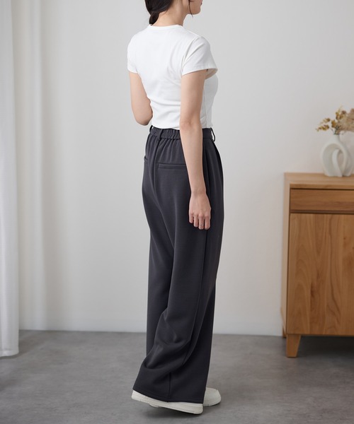 DAYRA(デイラ)の「ダブルタック ストレッチ ベルトループ付き ワイド パンツ(Tシャツ/カットソー・レディース・ダークグレー/ネイビー/ブラック・160/165/155)」の11枚目の写真