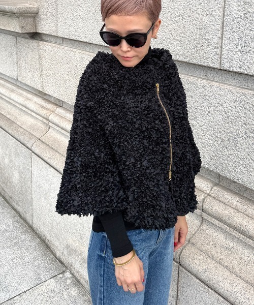 JENNE(ジェンヌ)の「2WAYマルチフラワーポンチョ・スカート(その他アウター・レディース・ブラック・SMALL/MEDIUM/LARGE)」の8枚目の写真