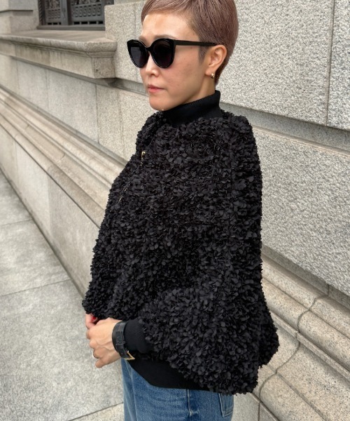 JENNE(ジェンヌ)の「2WAYマルチフラワーポンチョ・スカート(その他アウター・レディース・ブラック・SMALL/MEDIUM/LARGE)」の11枚目の写真