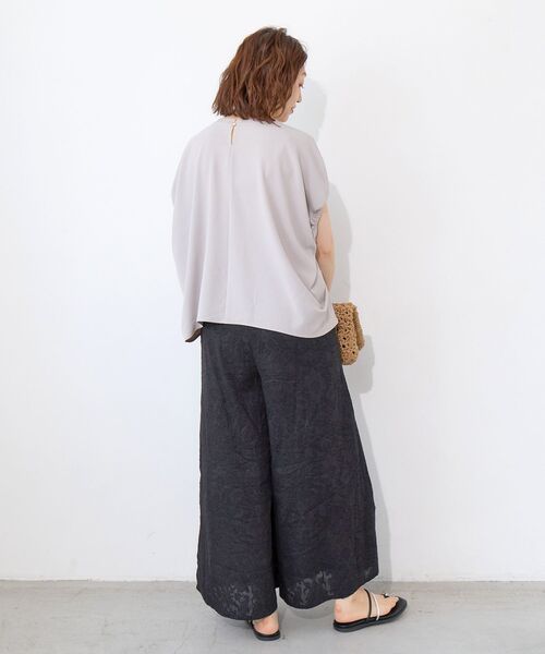 le.coeur blanc(ルクールブラン)の「ジャガードフレアスリットパンツ(その他パンツ・レディース・ブラック/ブラウン・38)」の10枚目の写真