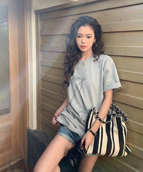 CHUN CHUN NOTES(チュンチュンノーツ)の「26SS/フルーツプリントコットンルーズTシャツ(Tシャツ/カットソー・レディース・グレー/ホワイト・F)」の16枚目の写真