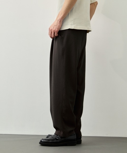 CITY TOKYO(シティトウキョウ)の「【CITY TOKYO】Multi-flex ワイドテーパードパンツ(その他パンツ・メンズ・ダークブラウン/ブラック・1/2)」の11枚目の写真