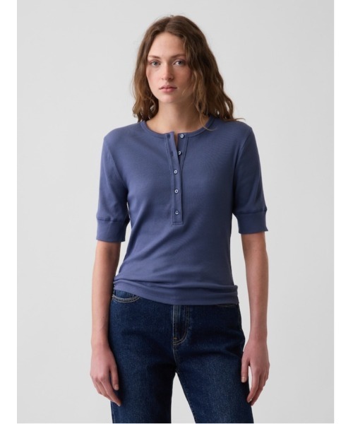 GAP(ギャップ)の「リブ ヘンリートップス(Tシャツ/カットソー・レディース・ブルー/ホワイト/ブラック・XS/L/S/XL/M/XXS)」の3枚目の写真